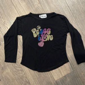 Long black Peace and Love Tshirt
